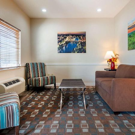 Best Western Governors Inn And Suites Wichita Luaran gambar