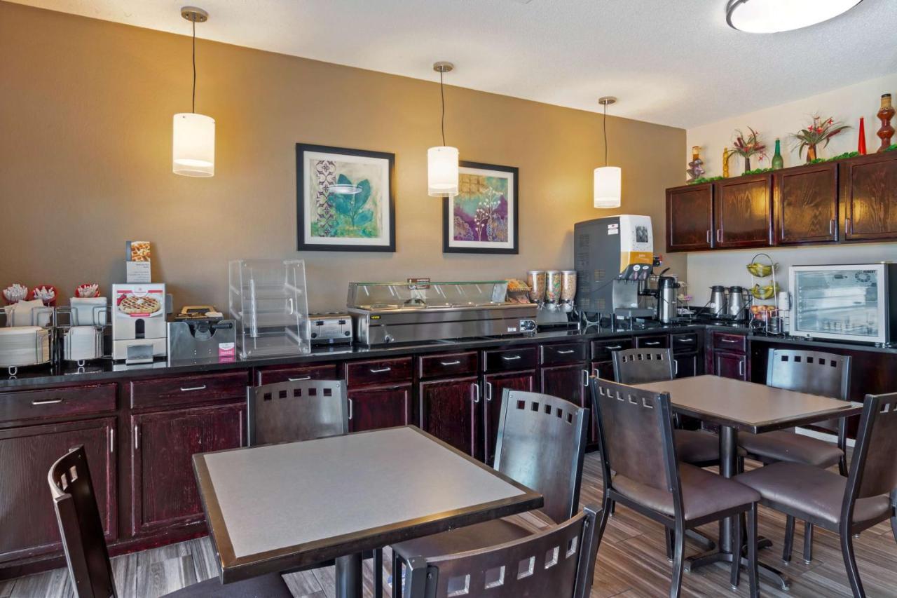 Best Western Governors Inn And Suites Wichita Luaran gambar