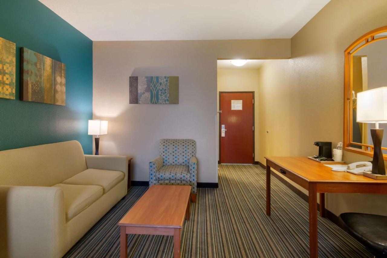 Best Western Governors Inn And Suites Wichita Luaran gambar